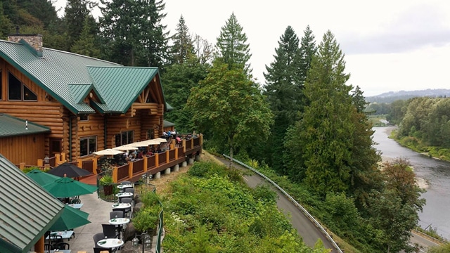 Stone Cliff Inn